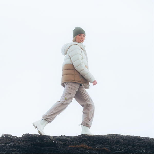 Fuego Max Down Hooded Jacket - Women's